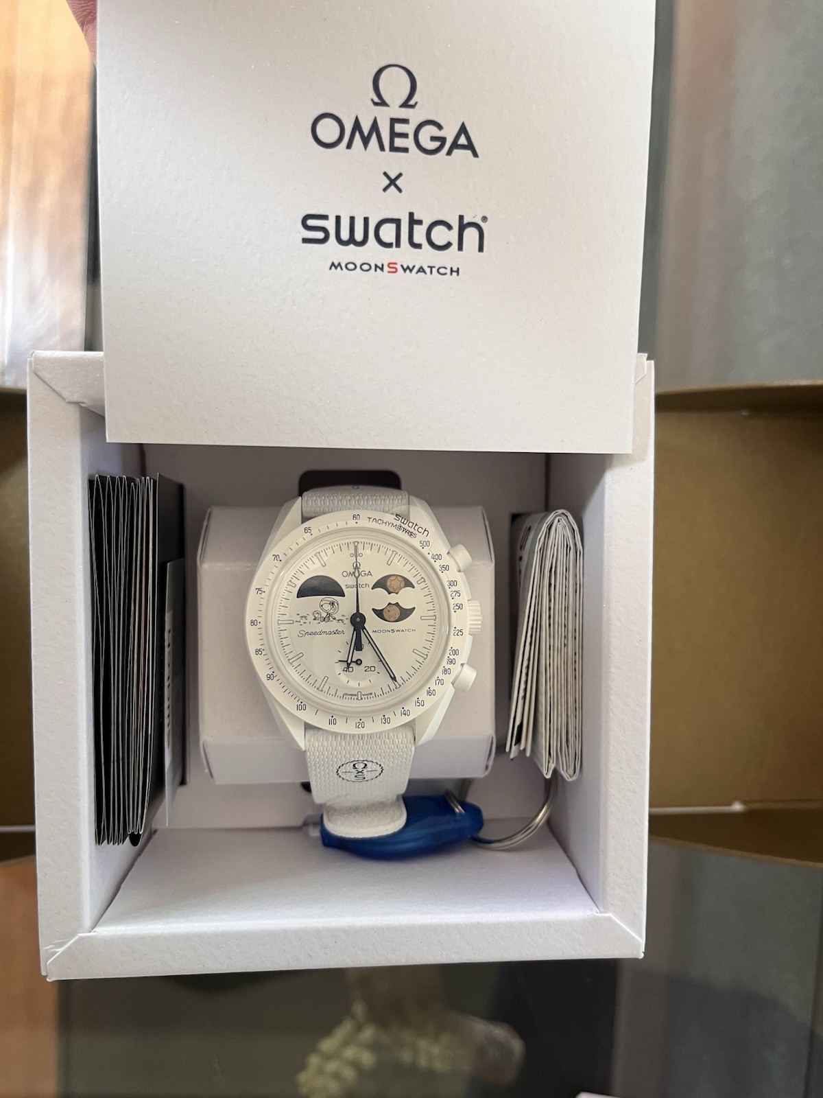 OMEGA x Swatch MoonSwatch Mission to Earthphase Quartz Chronograph White Box