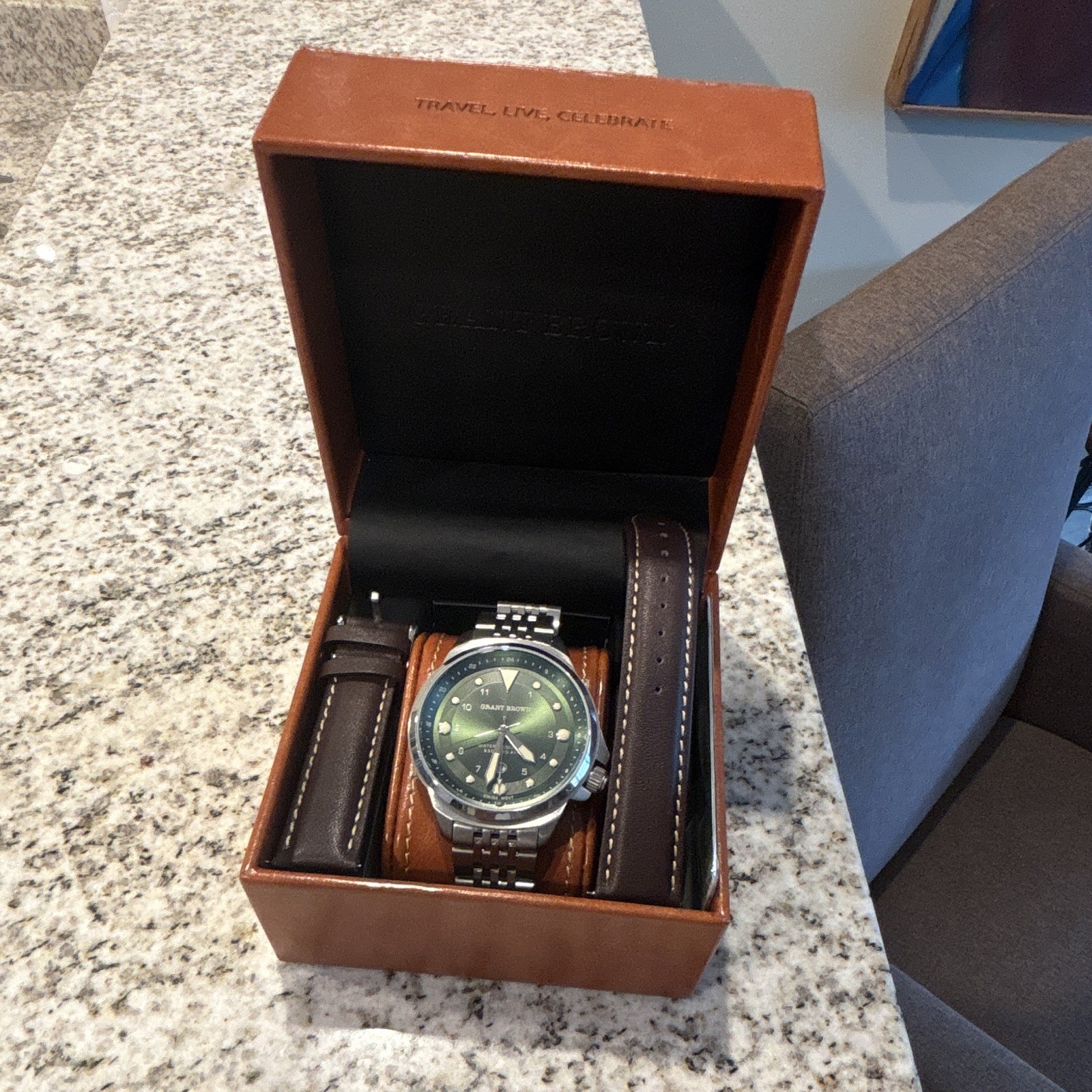 Grant Brown Men’s Quartz Watch Green Dial 43mm Steel Bracelet/Leather Box