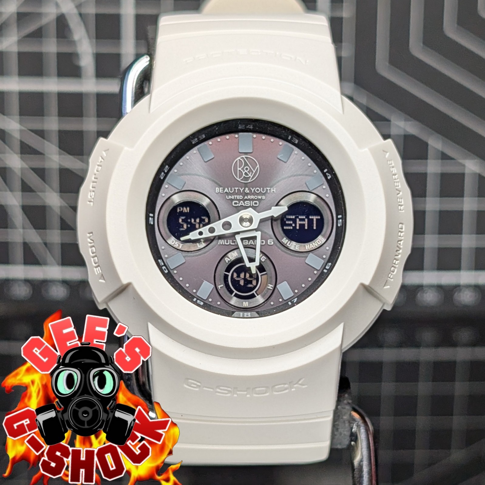 Casio G-Shock United Arrows AWG-M500 Solar Multiband White Black Analog Digital
