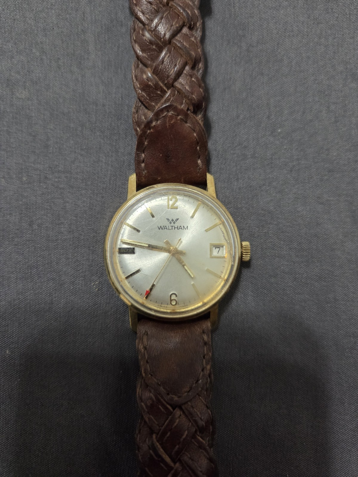 Vintage Waltham 17 Jewels Manual Wind Red Tip Second Gold Plated Watch RUNNING
