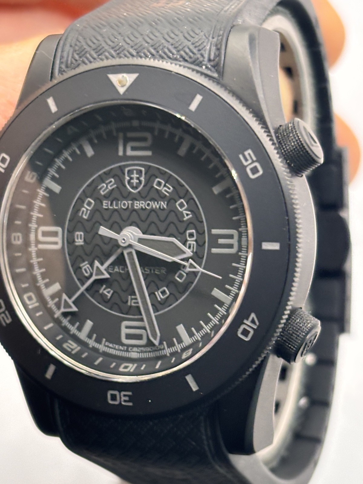 Elliot Brown Beachmaster Professional Blackout (undated) (SH034)