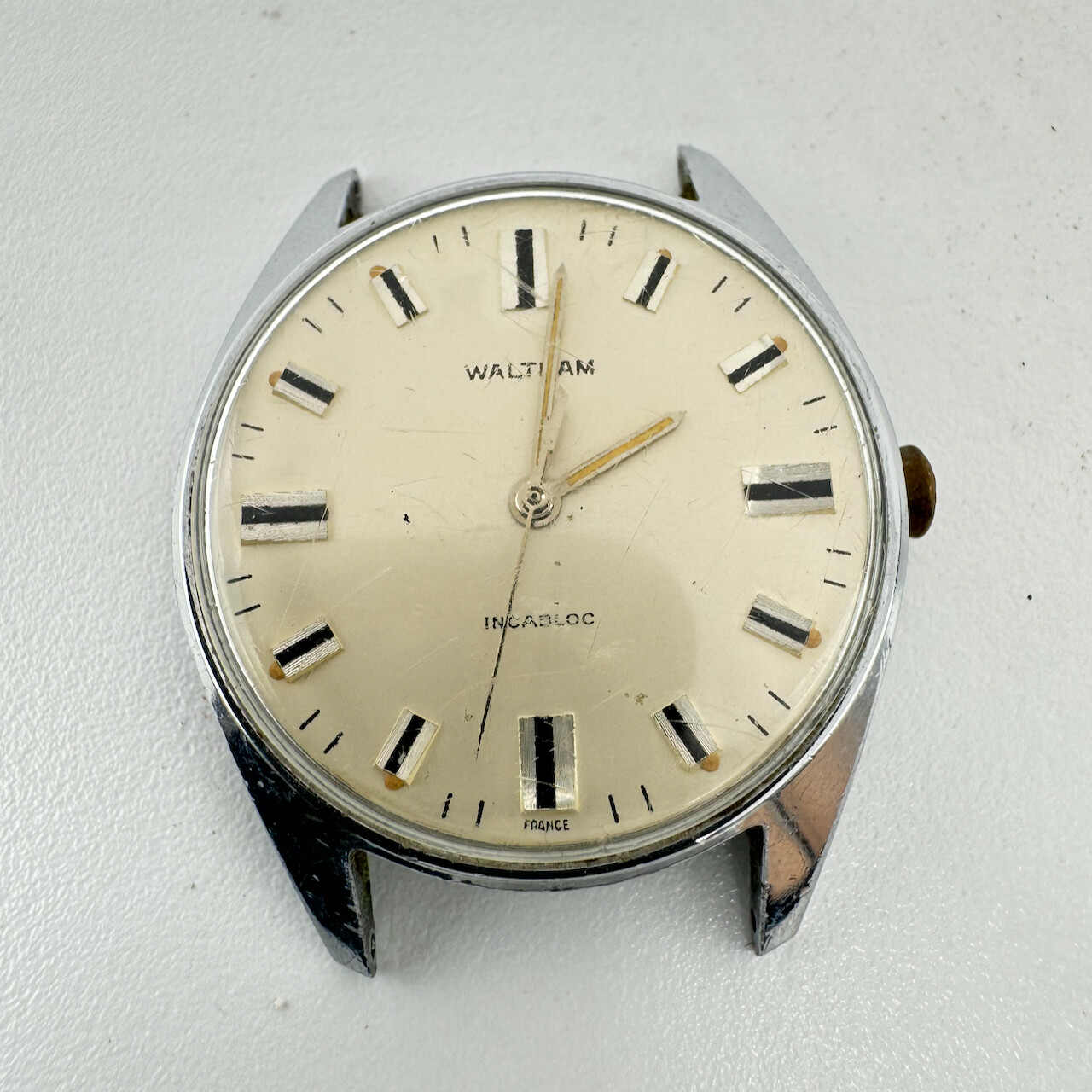 Vintage 33.5mm Waltham Men’s Quartz Wristwatch LIP 148 France Chrome Plated