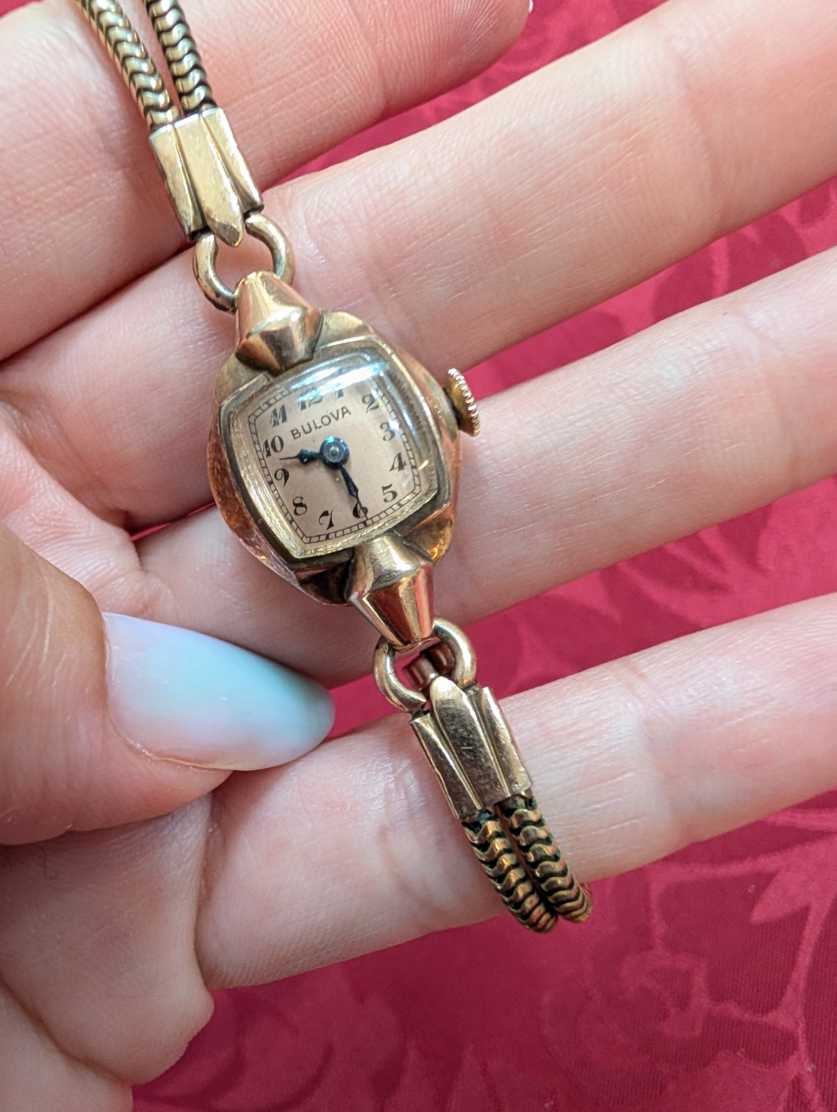 Bulova Vintage 1950s Wristwatch White Dial Gold Bracelet Untested