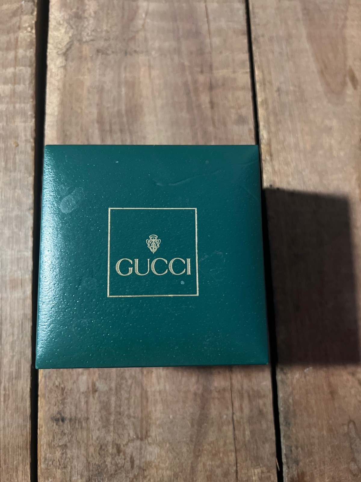 Gucci Watch – Interchangeable Bezel Watch w/ Box