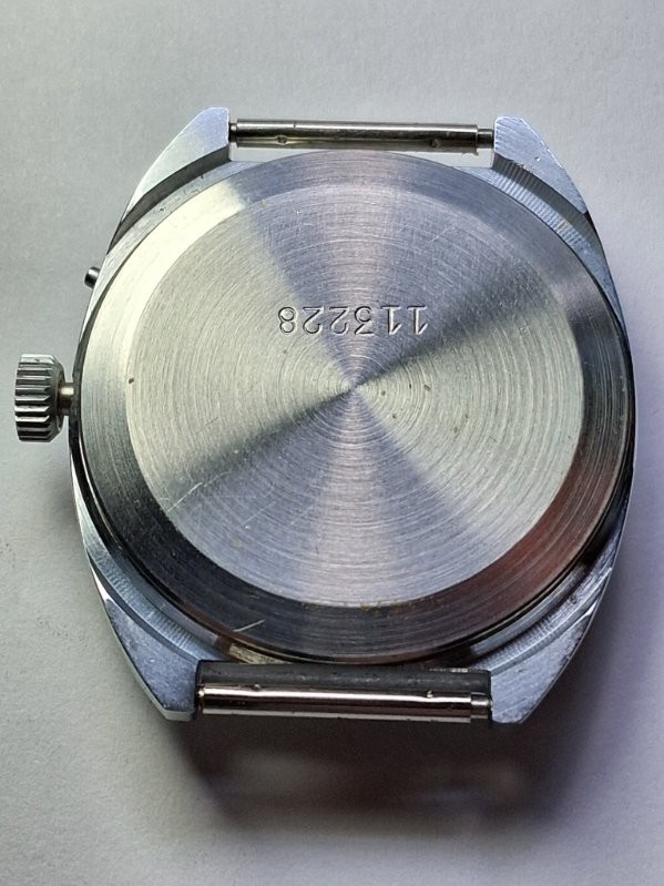1980’s Vintage Slava Wristwatch Case Without Band | RUNS WELL