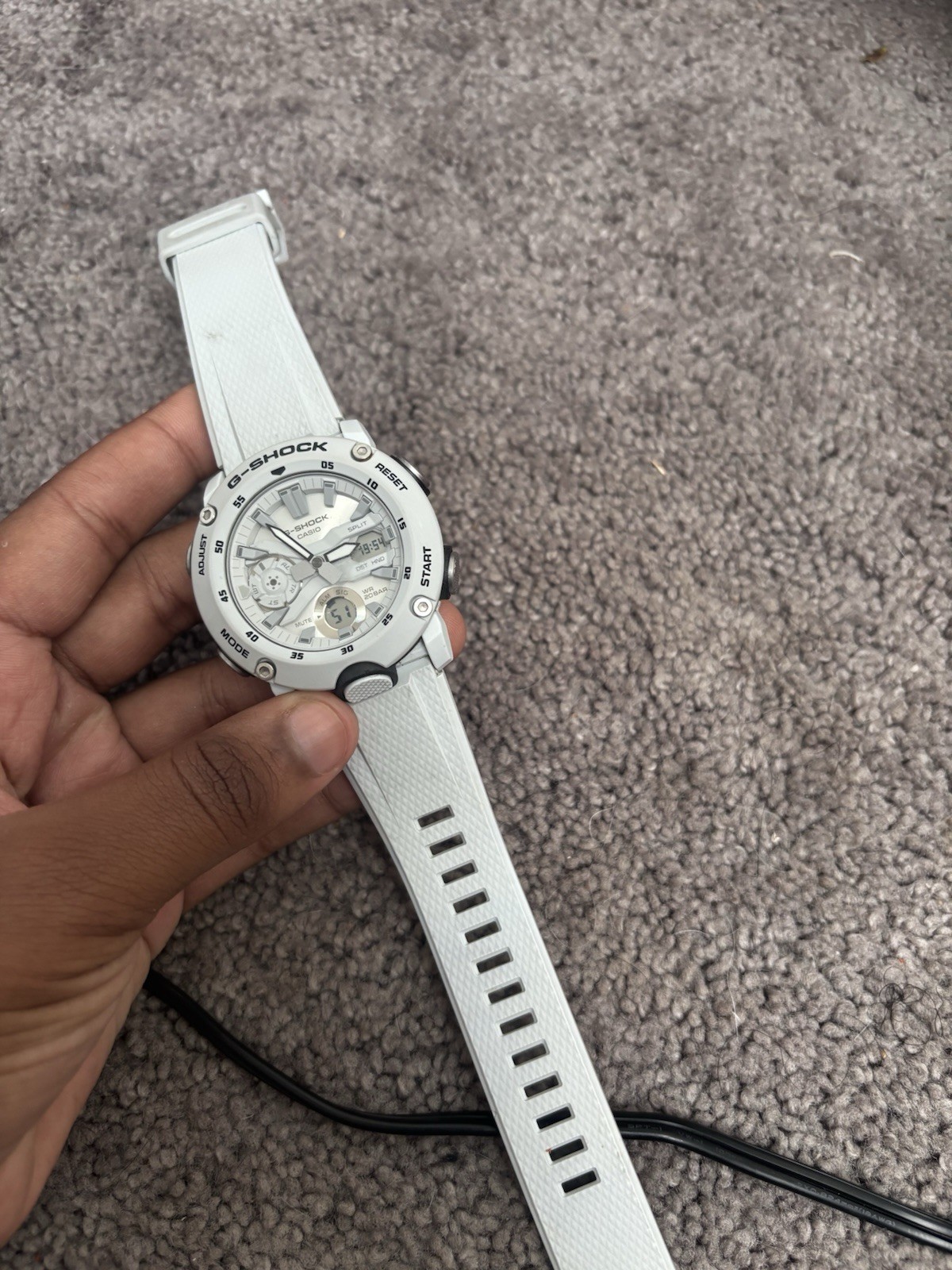 Casio G-SHOCK Men’s White Analog/Digital Quartz 200m Date Resin Strap