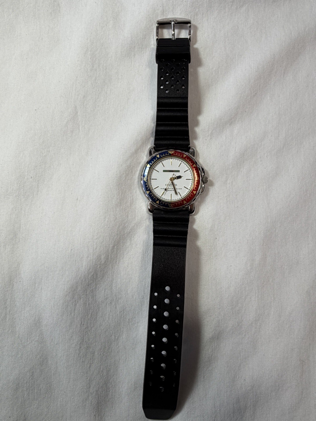 Vintage Colours by Alexander Julian Quartz Watch Red Blue Bezel Runs 40mm