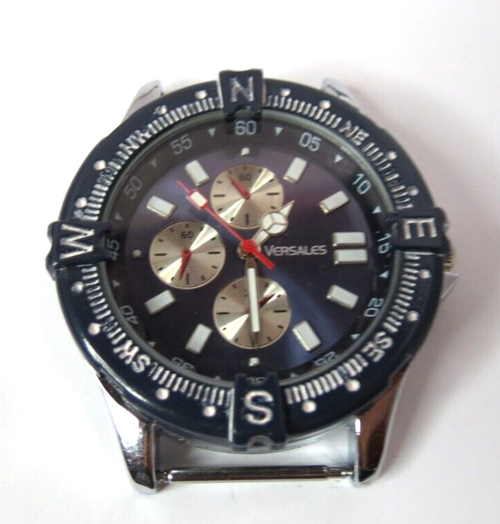 MEN’S QUARTZ VERSALES SPORT WRISTWATCH ROTATED BEZEL RUNS..