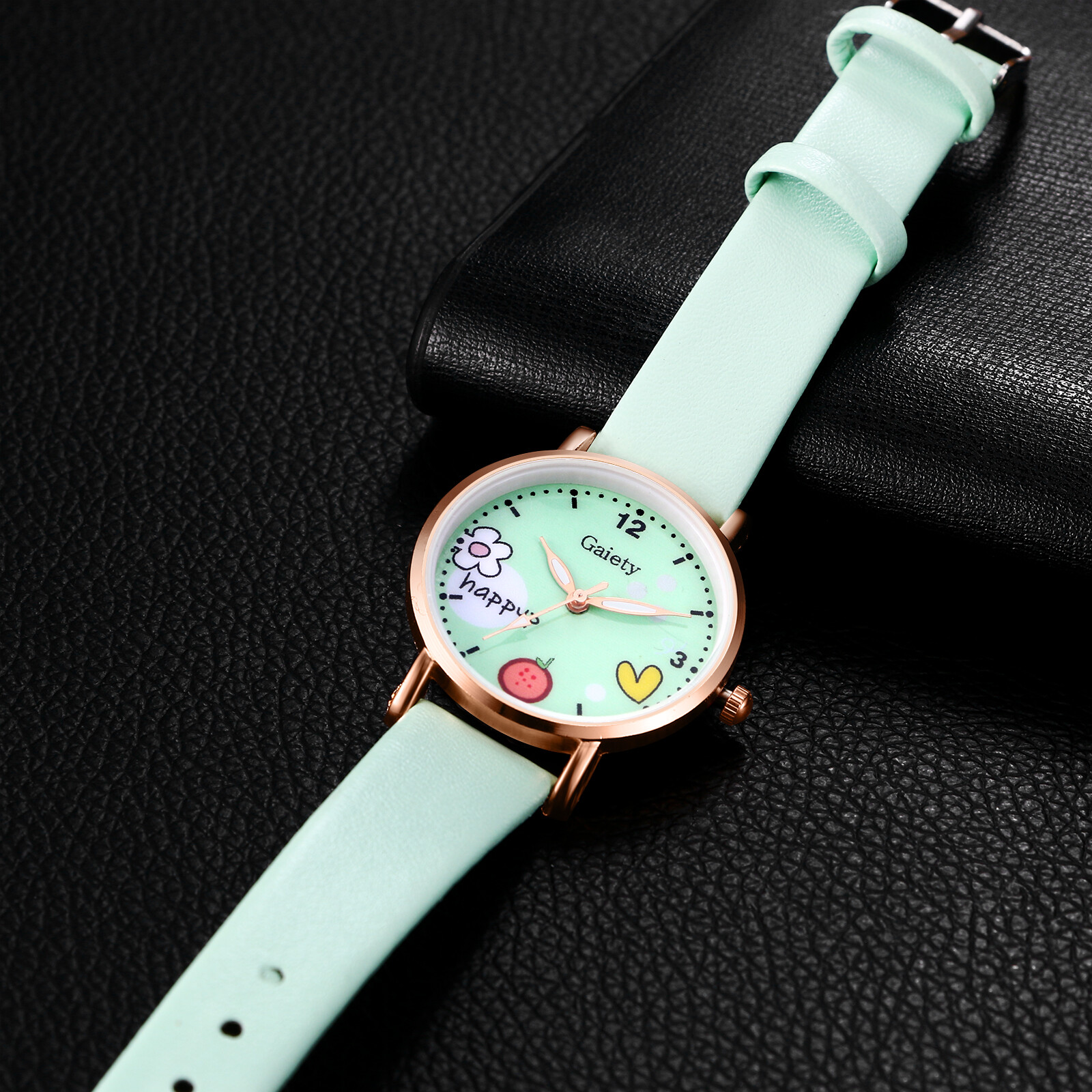 2Pcs Teen Girls Cartoon Sports Leather Quartz Wristwatch Daisy Bracelet Set Gift