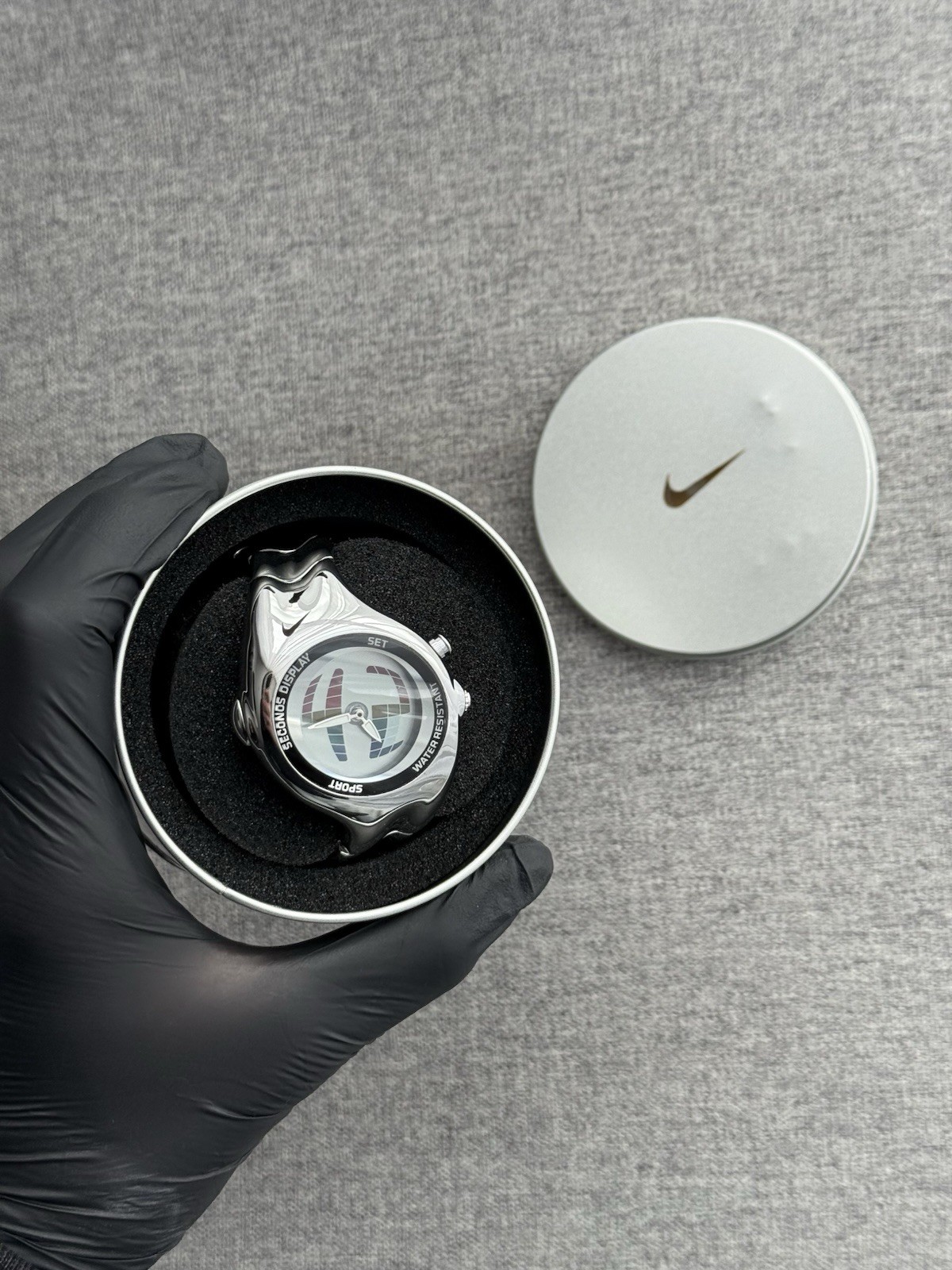 Retro Style Nike Triax Metal Steel Watch Hype Y2K Avantgarde Retro Silver Chrome