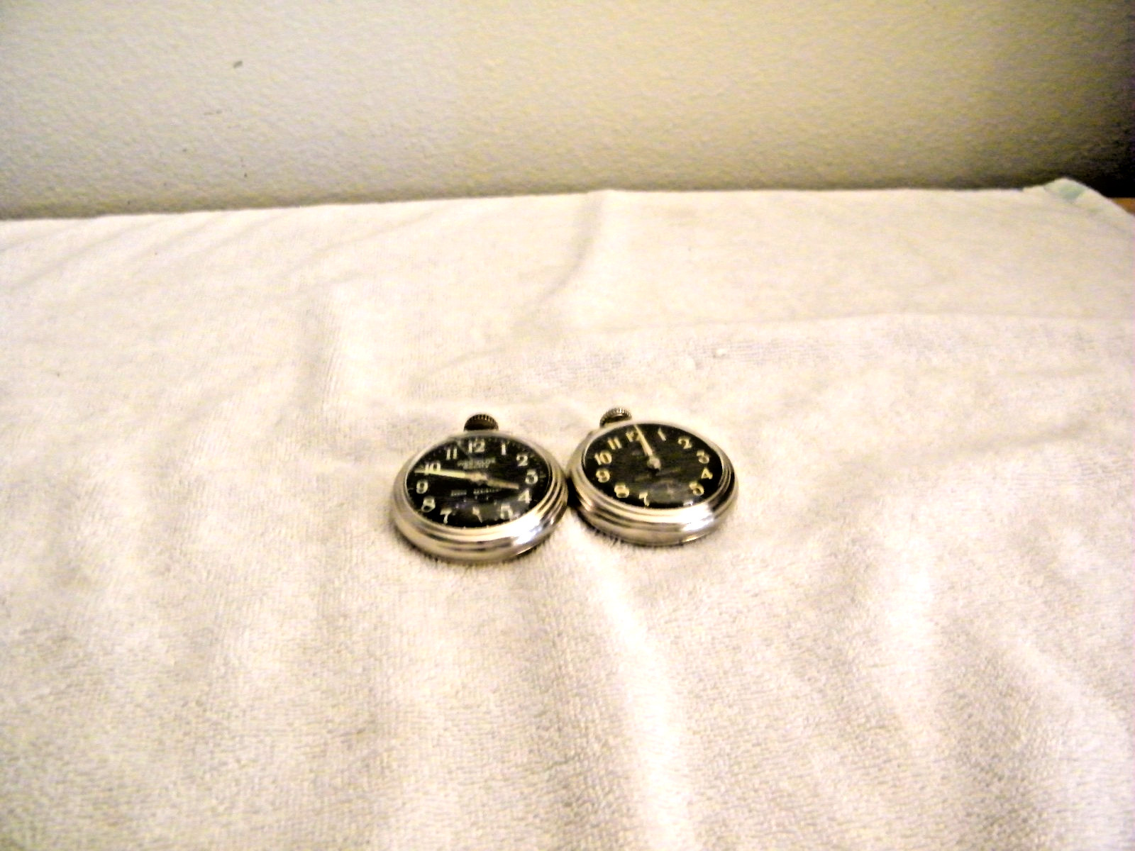 *****GENUINE WESTCLOX SCOTTY BLACK DIAL WIND UP POCKET WATCH FOR PARTS*****