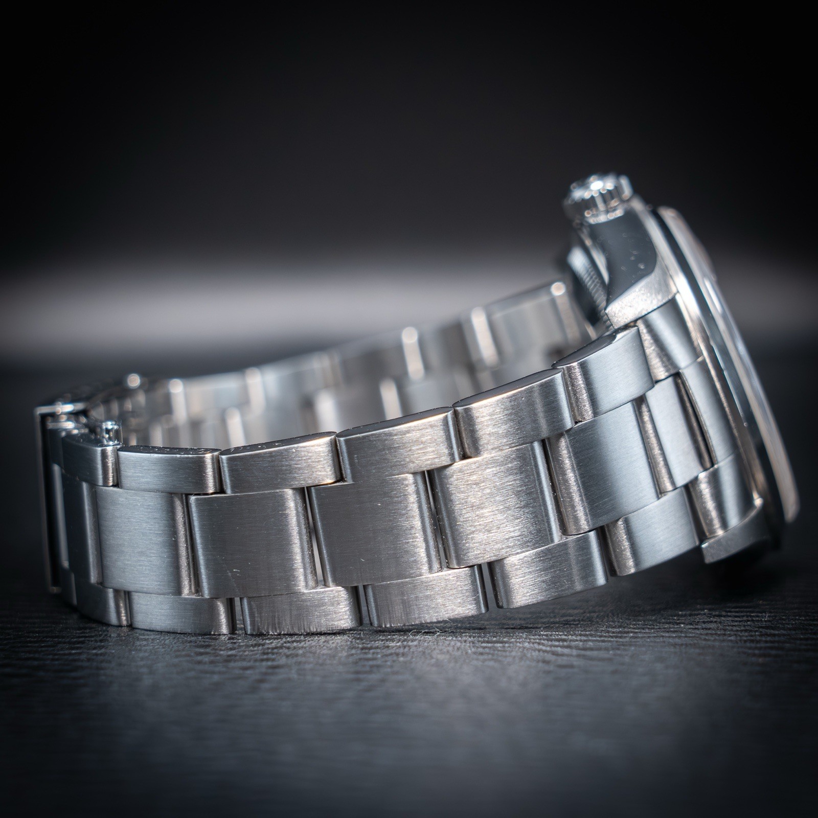 Rolex Date Just ref. 16200 Steel Quadr. Black Box and Warranty