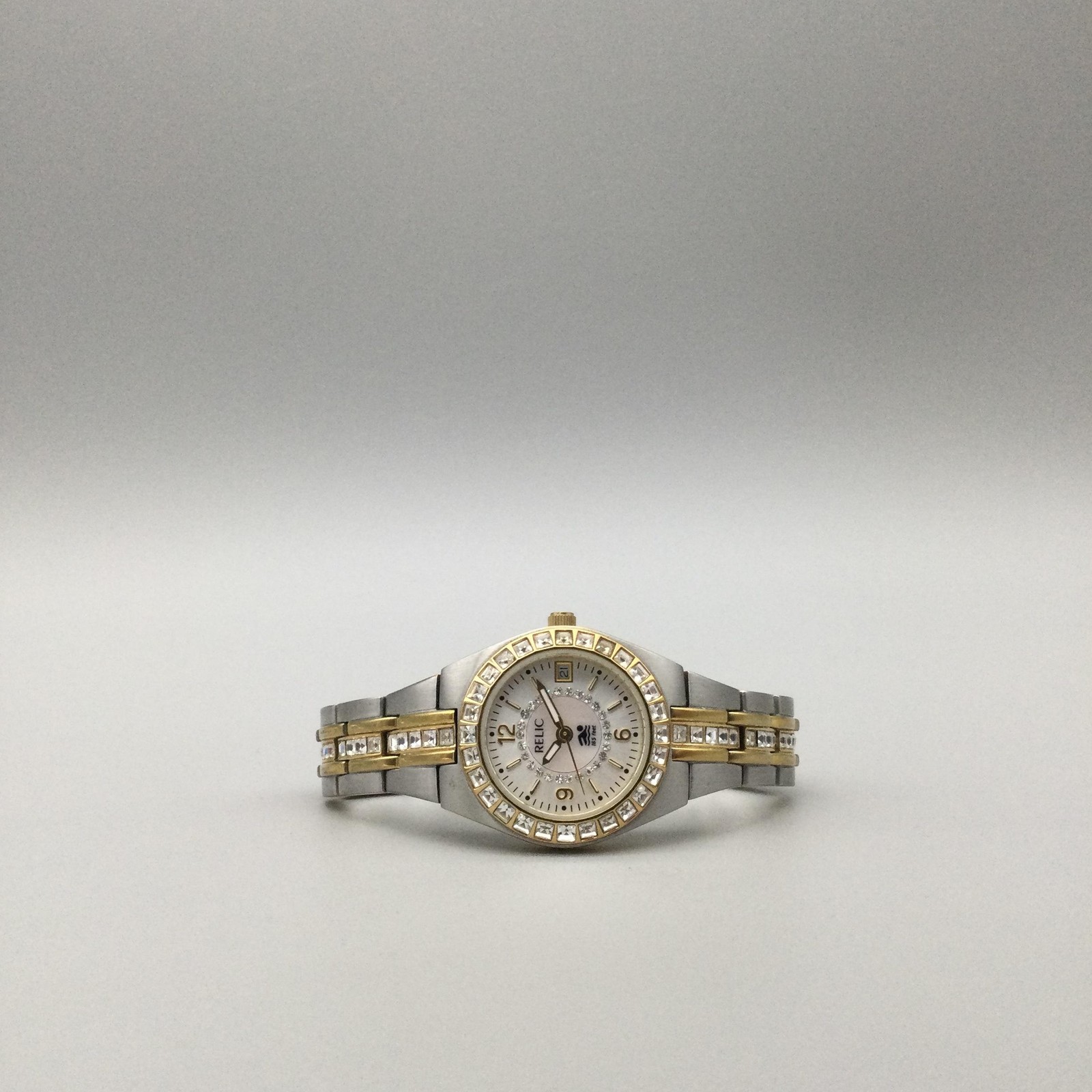 Relic Womens Watch 26mm Gold Silver Two Tone Crystals Date New Battery 6″